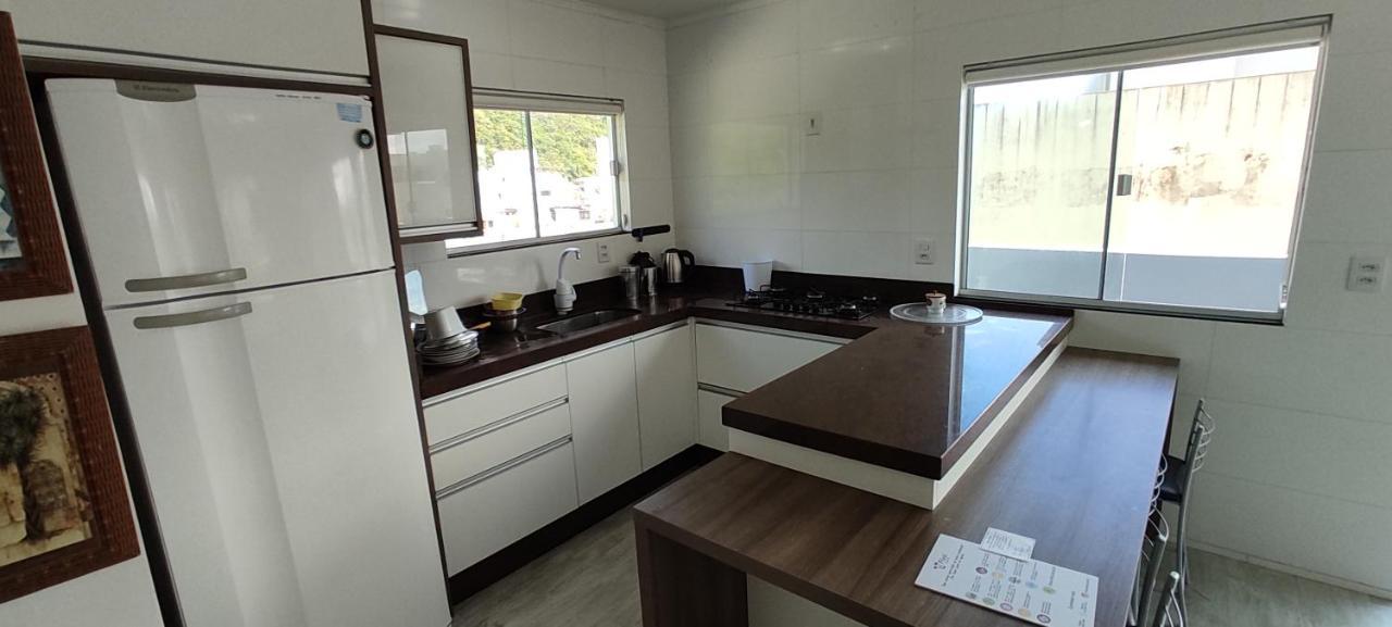 Residencial Pilati Appartement Bombinhas Buitenkant foto